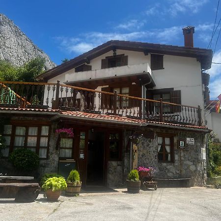 Hotel Rural El Sestil Dobres エクステリア 写真