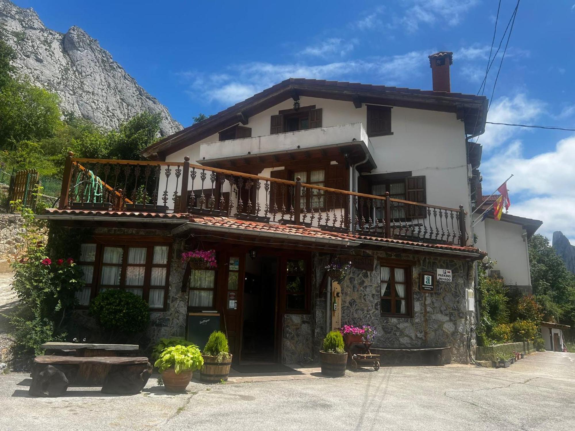 Hotel Rural El Sestil Dobres エクステリア 写真