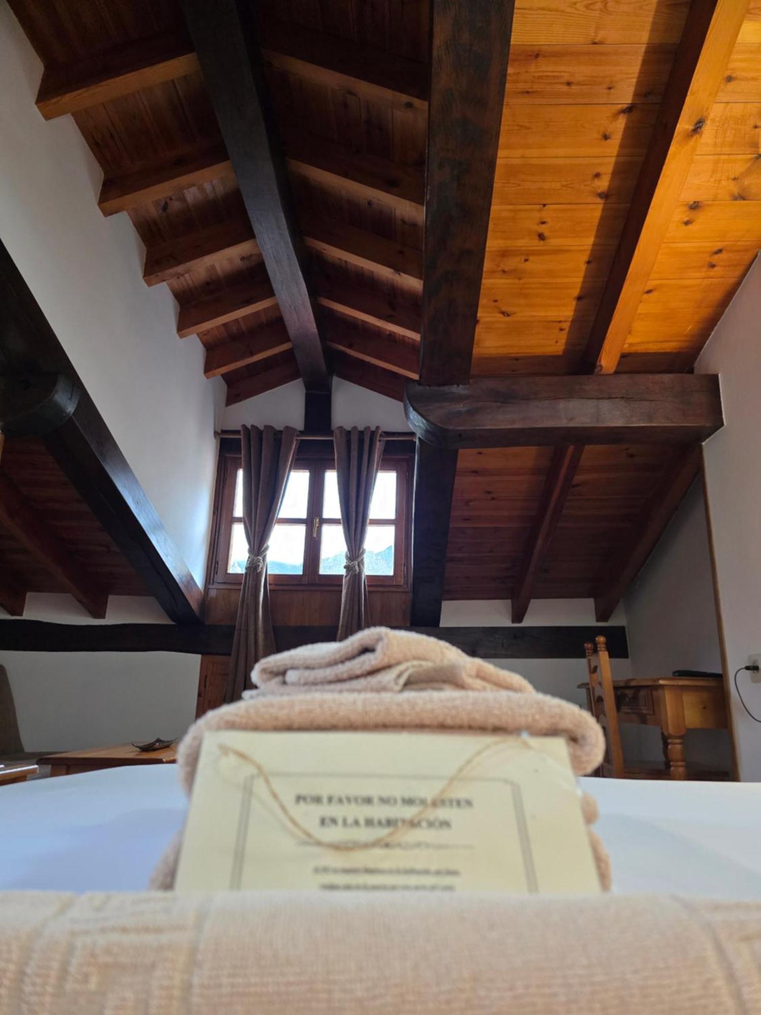 Hotel Rural El Sestil Dobres エクステリア 写真